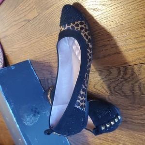 Vince Camuto Spotted Brown/Black Cheetah Suede Flats